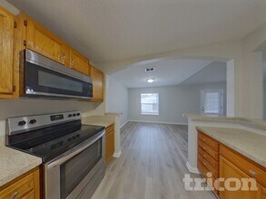 7520 Teaticket Ct in Jacksonville, FL - Building Photo - Building Photo