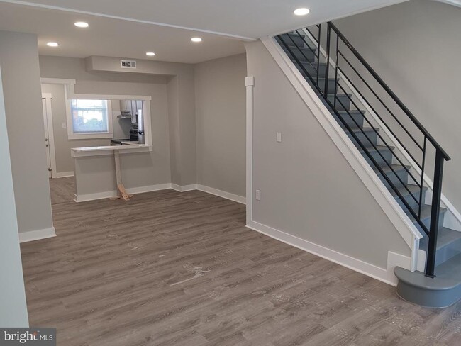 1939 N Myrtlewood St in Philadelphia, PA - Building Photo - Building Photo