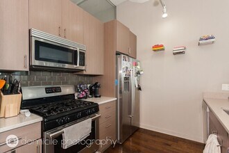 1224 W Van Buren St-Unit -K602 in Chicago, IL - Building Photo - Building Photo