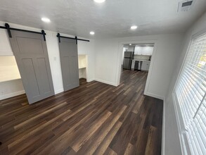 1832 E 4625 S in Millcreek, UT - Foto de edificio - Building Photo