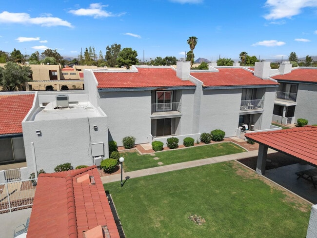 property at 220 N 22nd Pl