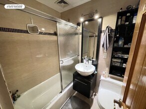 58 W 36th St. in New York, NY - Building Photo - Building Photo