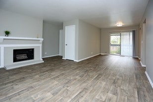 Forest Cove in Denver, CO - Building Photo