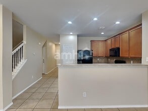 26814 Sparrow Rdg in San Antonio, TX - Foto de edificio - Building Photo