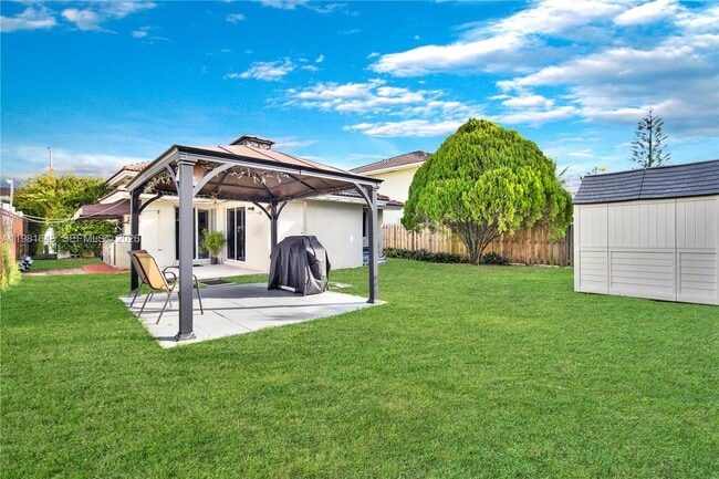 14138 SW 164th Terrace in Miami, FL - Building Photo - Building Photo