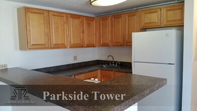2222 Citron St-Unit -1604 in Honolulu, HI - Building Photo - Building Photo