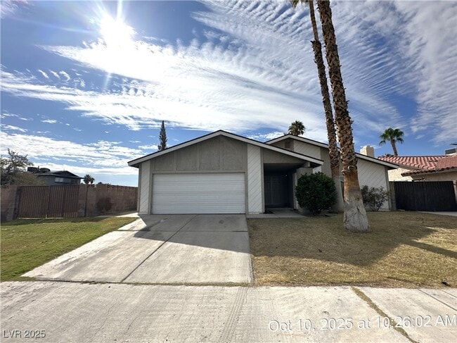 property at 5817 Sinaloa Ct
