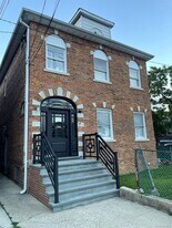 1135 Waring Ave in Bronx, NY - Building Photo