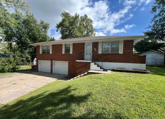 property at 1907 Plymouth St
