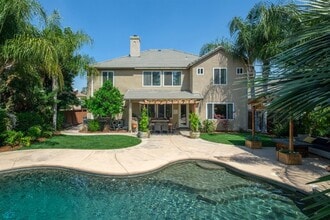 11045 E Greenbury Way in Clovis, CA - Building Photo - Building Photo