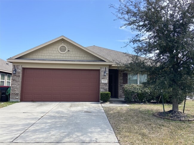 property at 15202 Pecan Lndg Dr