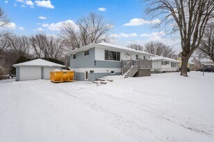 117 21st St SE in Rochester, MN - Building Photo