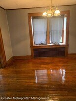 157 E Jackson St in Painesville, OH - Building Photo