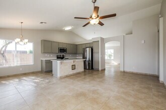 1419 W Villa Theresa Dr in Phoenix, AZ - Building Photo - Building Photo