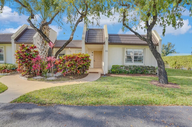 property at 122 Lake Rebecca Dr