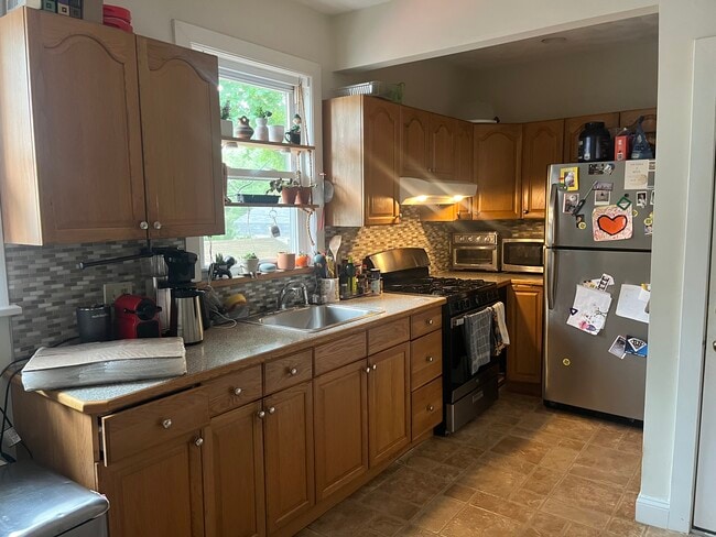106 Lynnway, Unit Lynnway revere in Revere, MA - Building Photo - Building Photo