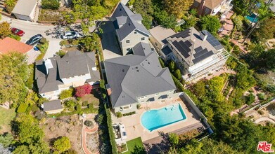 2383 Panorama Terrace in Los Angeles, CA - Building Photo - Building Photo