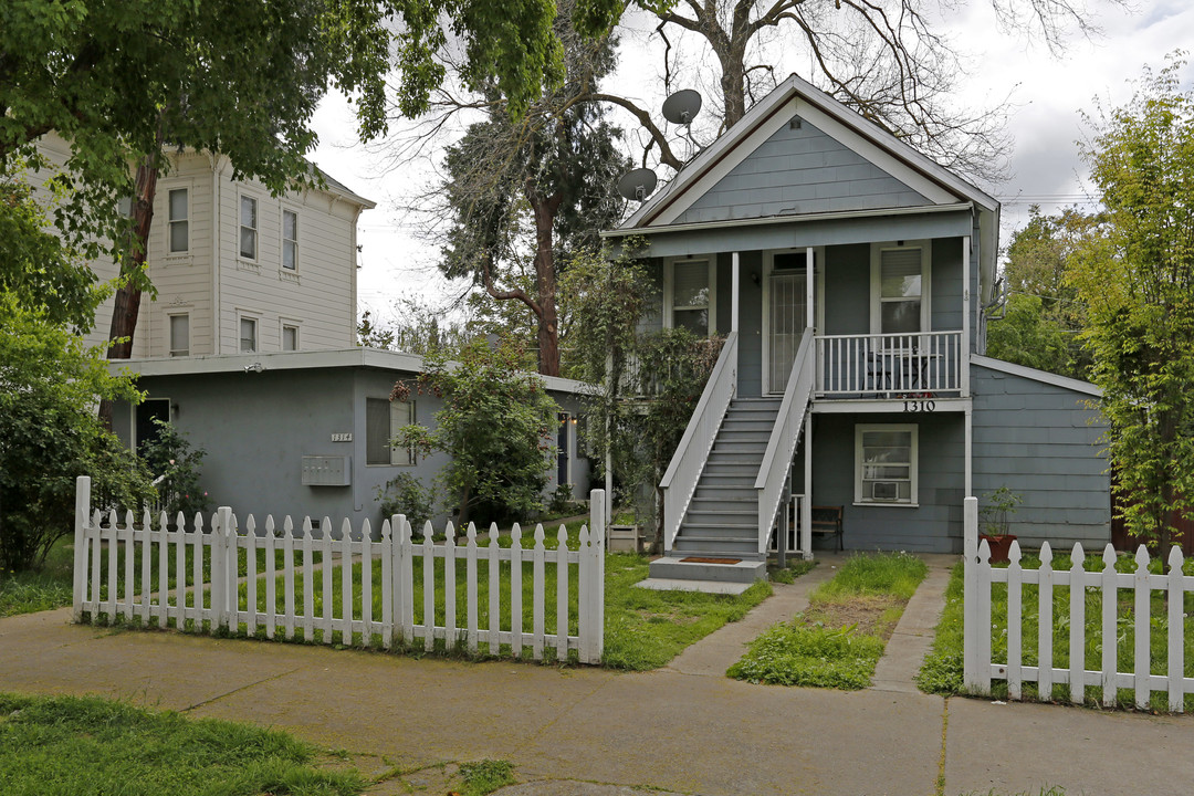 1310-1314 D St in Sacramento, CA - Building Photo