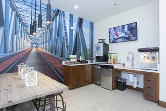 Spur in Henderson, NV - Foto de edificio - Interior Photo