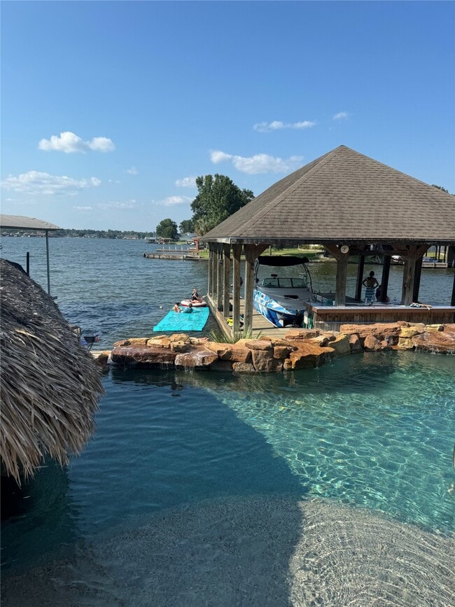 property at 14024 Shoreline Dr