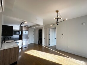 885 Rogers Ave in Brooklyn, NY - Building Photo - Building Photo