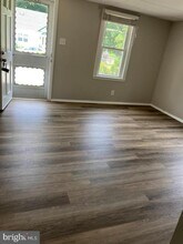 419 N Broad St in Clayton, NJ - Building Photo - Building Photo
