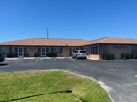 Lady Sara II in Cape Coral, FL - Building Photo