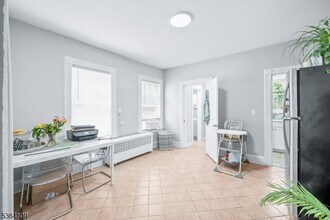 26 Hillside Ave in Chatham, NJ - Building Photo - Building Photo