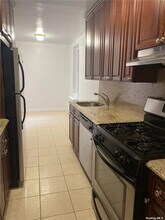 50 S Middle Neck Rd-Unit -1G in Great Neck, NY - Building Photo - Building Photo