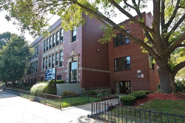 Fieldstone Apartments in Boston, MA - Foto de edificio