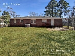 2806 17th Ave in Northport, AL - Building Photo - Building Photo