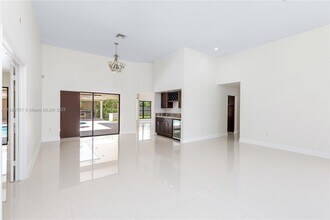 8110 SW 188th St in Cutler Bay, FL - Building Photo - Building Photo