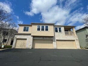 7501 Shadowridge Run in Austin, TX - Building Photo - Building Photo