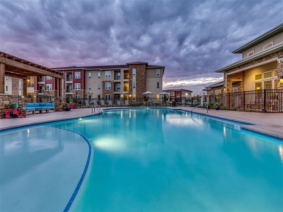 Esperanza At Palo Alto in San Antonio, TX - Foto de edificio