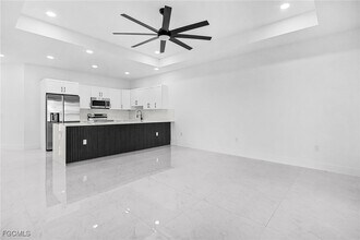 602-604 SW 8th Pl in Cape Coral, FL - Building Photo - Building Photo