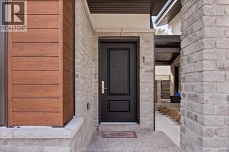 1825 Edgemore Ave in Lasalle, ON - Building Photo - Building Photo