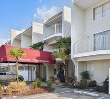 3805 Houma Blvd, Unit A218 in Metairie, LA - Building Photo