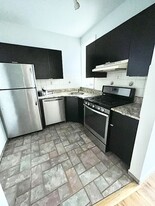 3707 36th Ave, Unit 3 Apartments