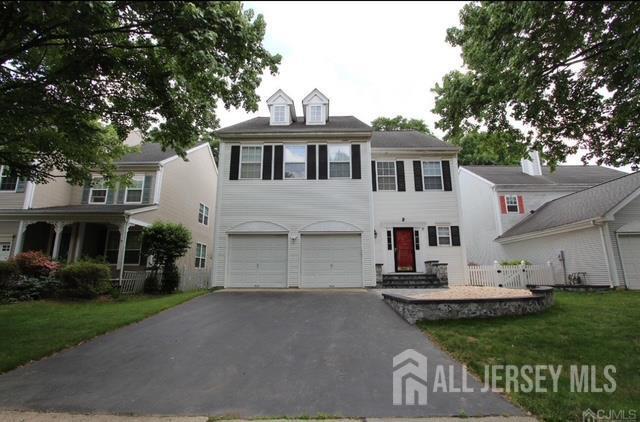 96 Marion Dr in Plainsboro, NJ - Building Photo