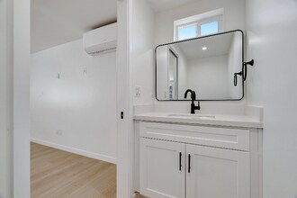 5193 1/2 20th St in Los Angeles, CA - Building Photo - Building Photo