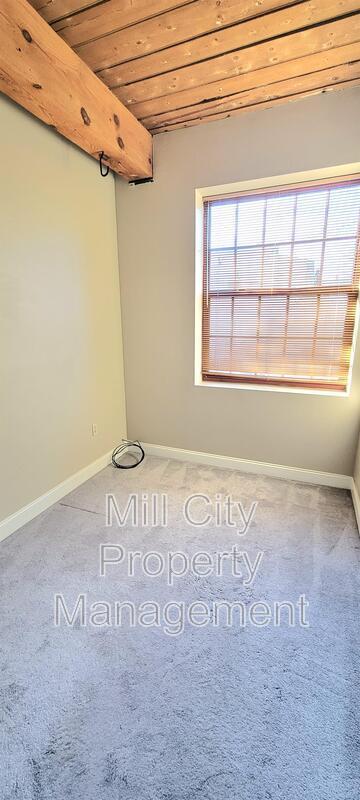 335 Cypress St in Manchester, NH - Building Photo - Building Photo