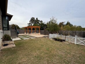 11400 Reading Way in Austin, TX - Building Photo - Building Photo