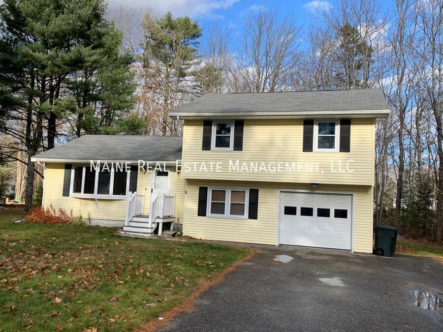 5 Spencer St in Ellsworth, ME - Foto de edificio