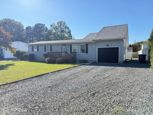 132 Tiller Ave in Stafford Township, NJ - Building Photo - Building Photo