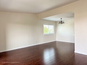 1813 12th St, Unit C in Santa Monica, CA - Building Photo - Building Photo