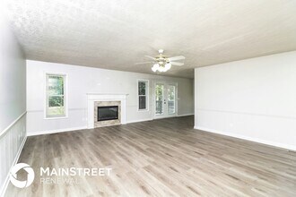 3521 Stone Ridge Dr in Douglasville, GA - Foto de edificio - Building Photo