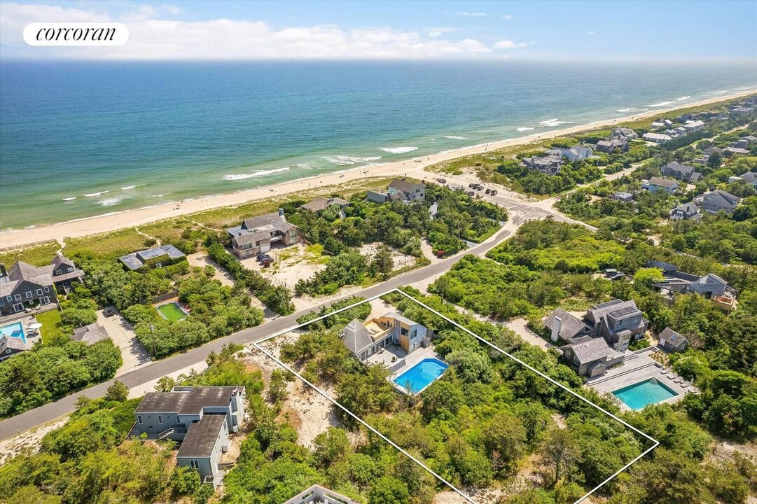 53 Marine Blvd in Amagansett, NY - Foto de edificio