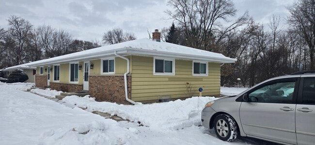 property at 270 S Riverside Dr