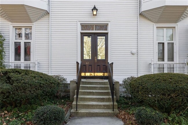 67 Perry St in Newport, RI - Building Photo - Building Photo