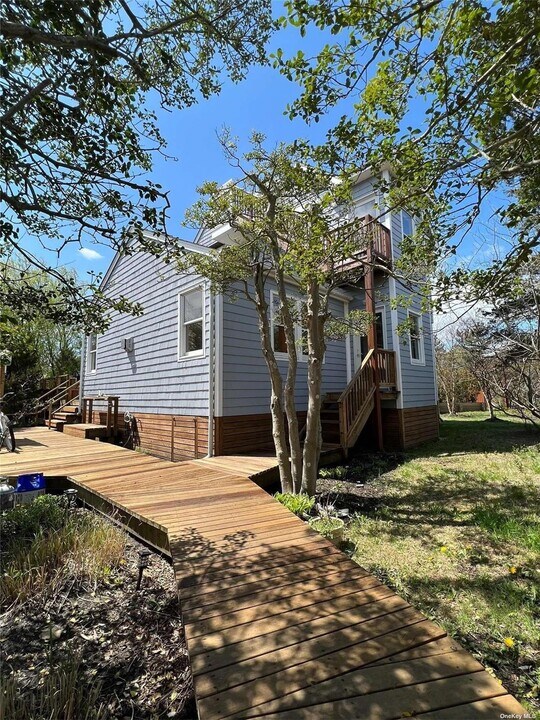 31 Homesite in Islip, NY - Building Photo